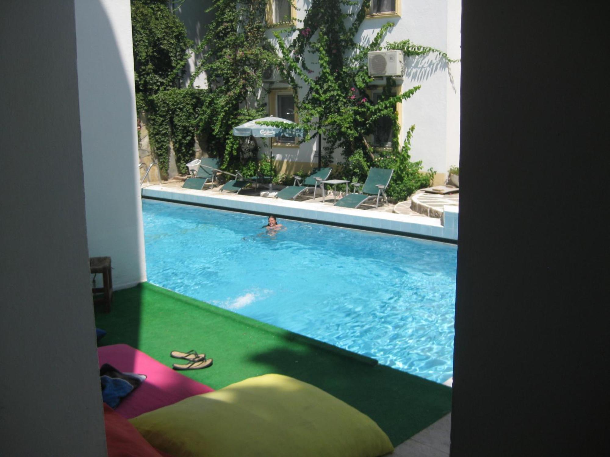 בודרום Bircan Hotel מראה חיצוני תמונה
