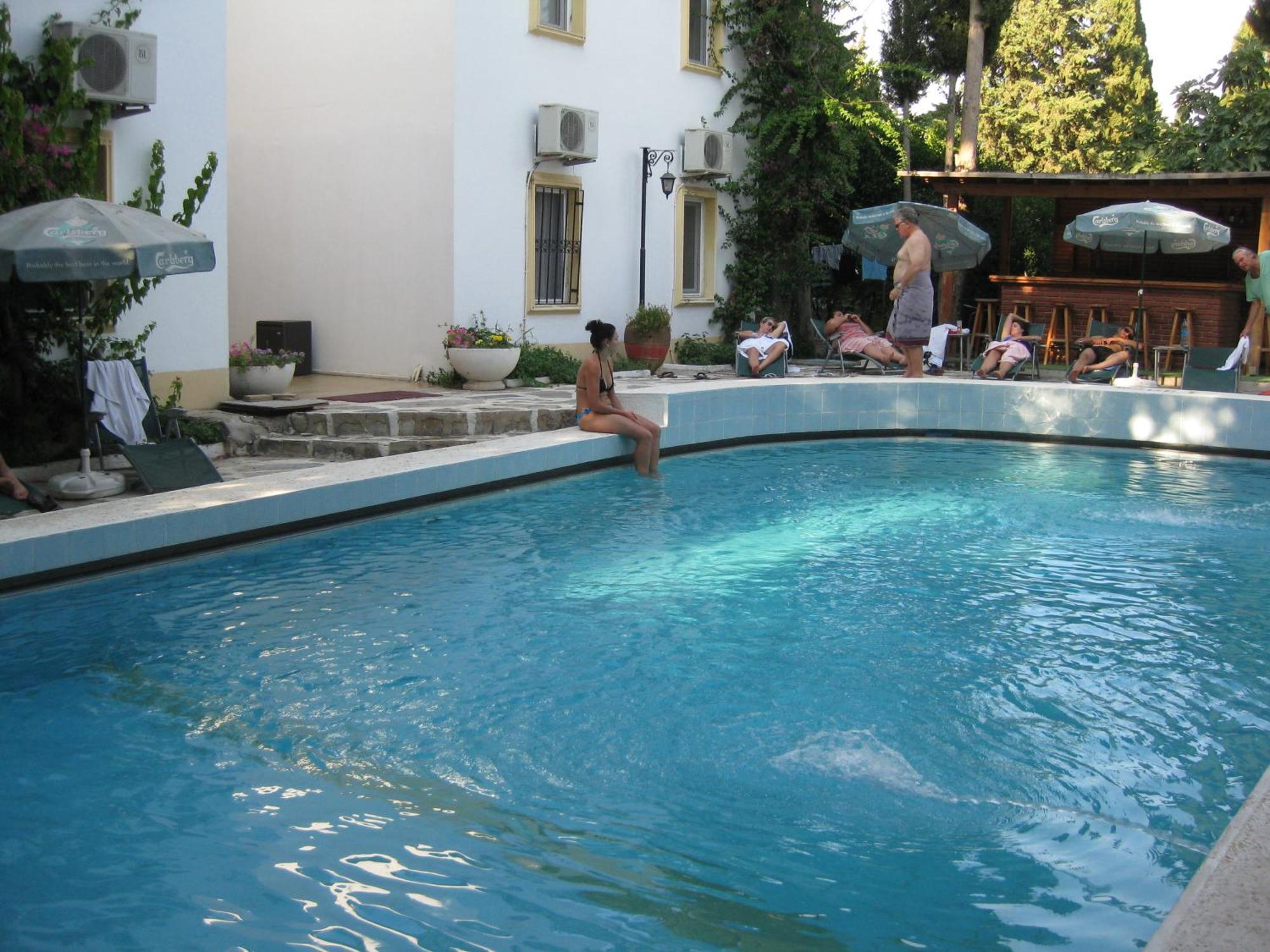 בודרום Bircan Hotel מראה חיצוני תמונה