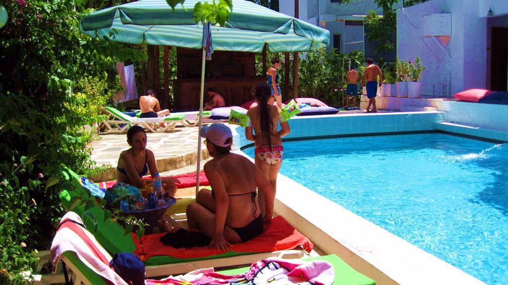בודרום Bircan Hotel מראה חיצוני תמונה