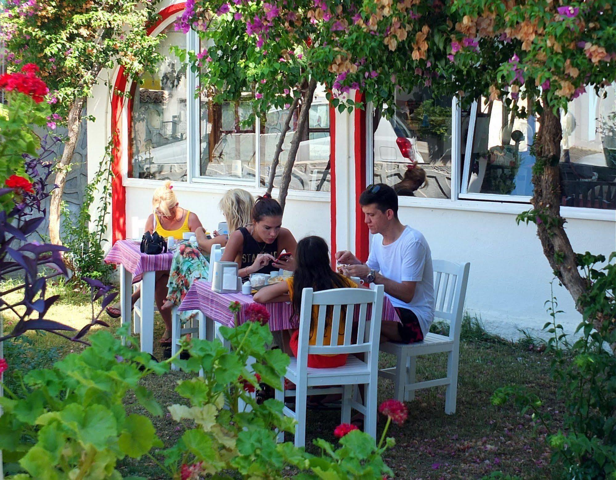 בודרום Bircan Hotel מראה חיצוני תמונה